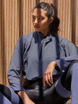 Dylan 3D Mesh Half Pullover - Black/Persian Jewel